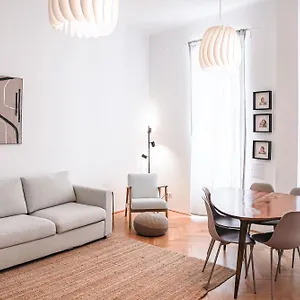 Heymi Zentagasse Apartment Vienna