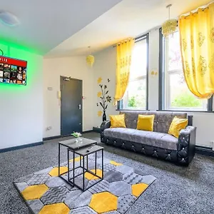-f5gh- For Relaxed & Cosy Stay, Free Parking, Wifi Apartment Leeds (West Yorkshire)